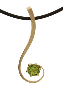 Peridot_Anh-nger-Gelbgold-Peridot